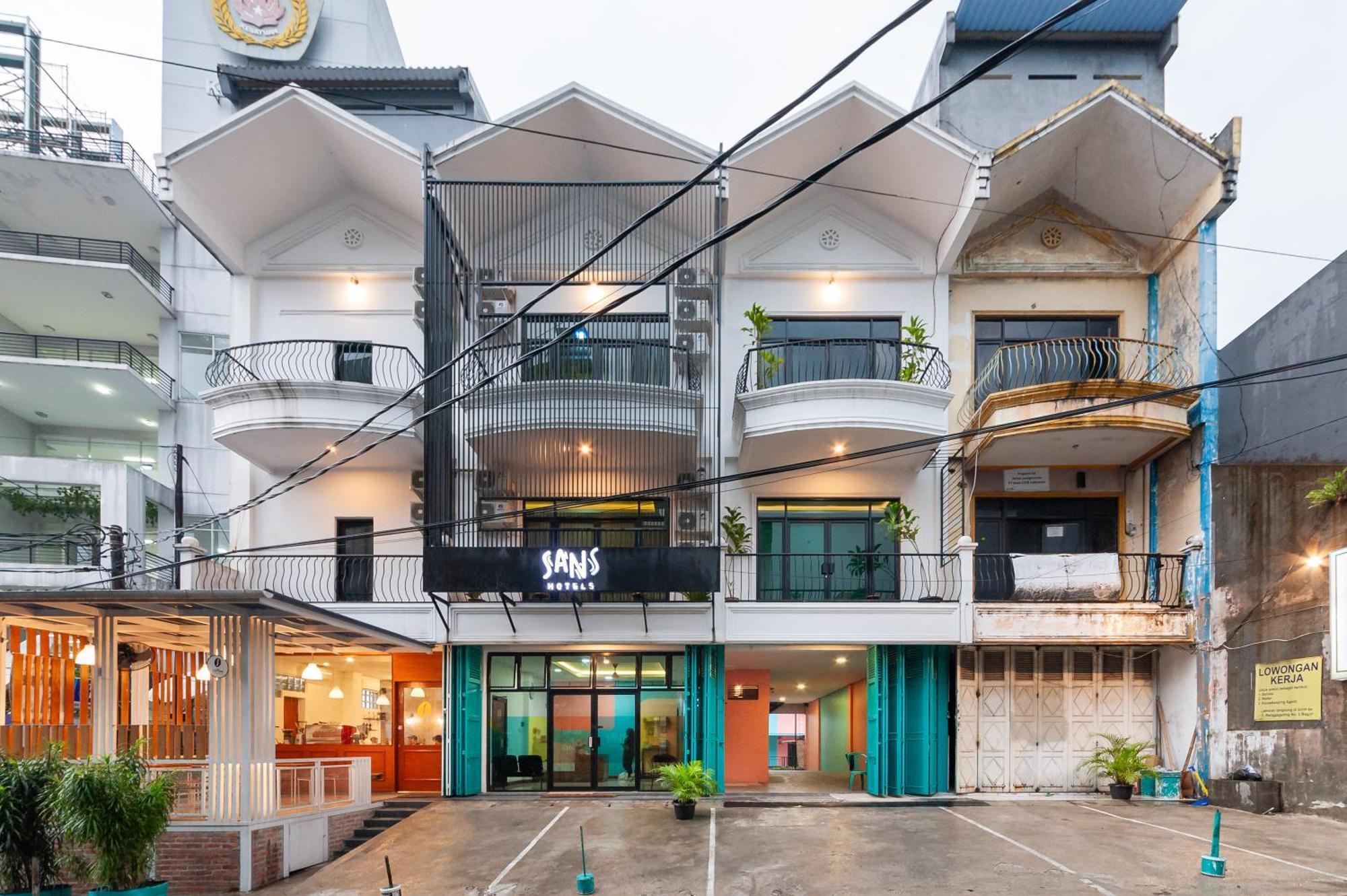 Sans Hotel Suryakencana Bogor Dış mekan fotoğraf